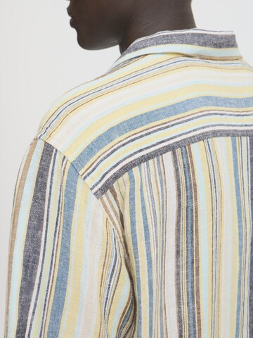 Coupe regular Chemise ' BHAKIS ' BLEND en jaune