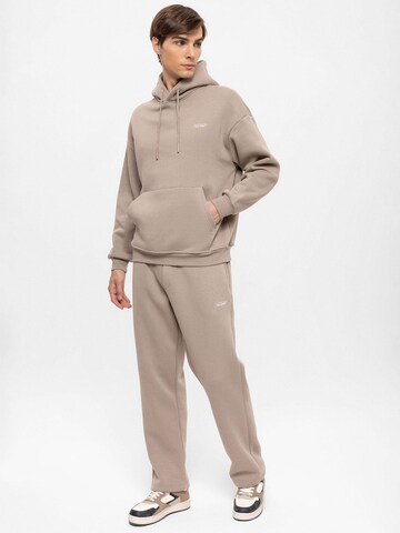Antioch Trainingsanzug in Beige