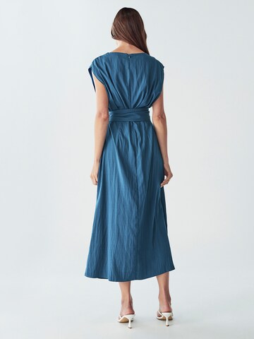 Willa Šaty 'Yana' - Modrá