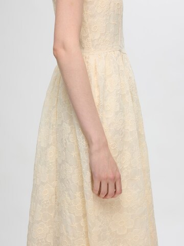 SELECTED FEMME Лятна рокля 'AYA' в бежово