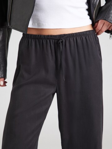 Tally Weijl - Loosefit Pantalón en negro