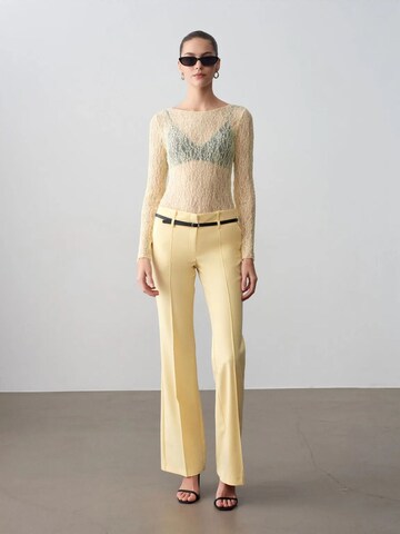 Dilvin Regular Pants in Yellow