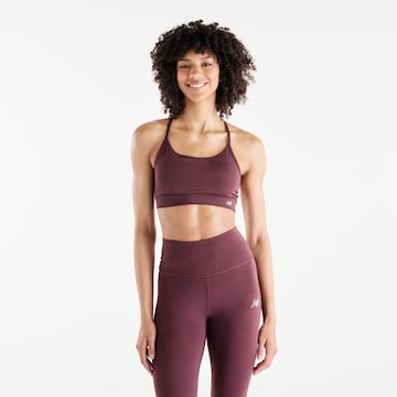 new balance Sport bh 'Essential Yoga Bra' in Rood: voorkant