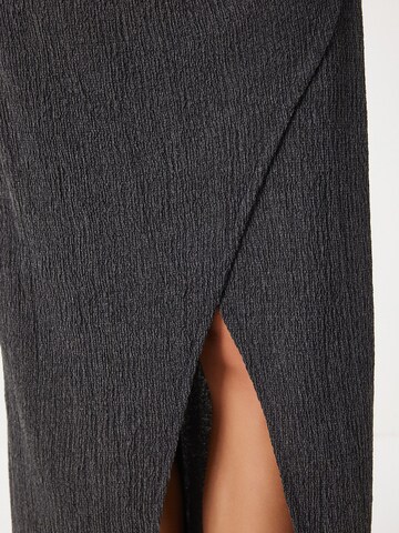 Happiness İstanbul Skirt in Grey