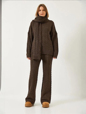 Bianco Lucci Pantsuit in Brown