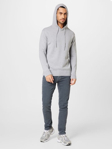 ABOUT YOU Sweater 'Alan' in Grey