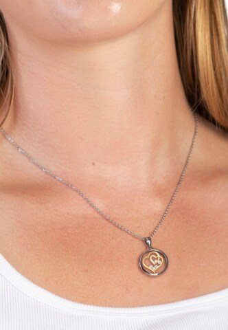 Astra Necklace 'HEART IN HEART' in Gold