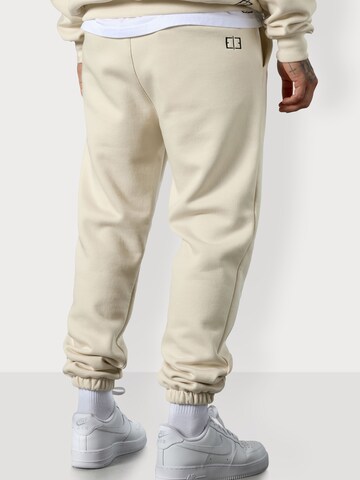 ESTEEM Regular Housut värissä beige