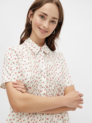 PIECES Blouse 'Cherry' in White