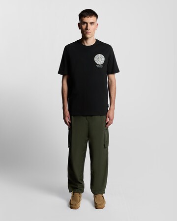 T-Shirt 'Born In The Borders' Lyle & Scott en noir