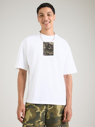 ADIDAS ORIGINALS Тениска в бяло: отпред