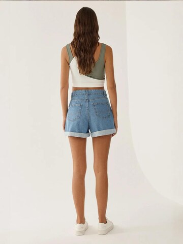 Hiccup Regular Shorts in Blau