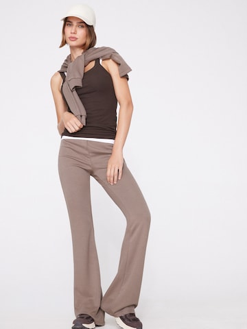 Tezenis Flared Pants in Brown
