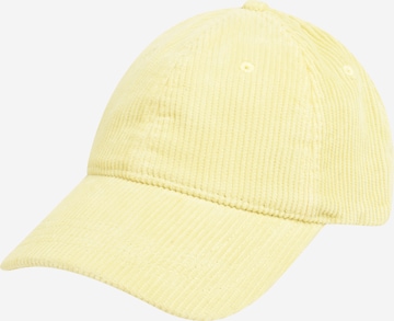 LEVI'S ® - Gorra 'Fresh' en amarillo: frente