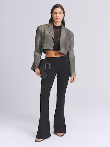 AEMMI Blazer in Grey