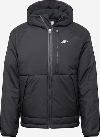 Veste fonctionnelle Nike Sportswear en gris : devant