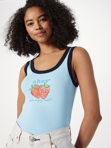 Obey Top 'WE’RE MIGHTY SWEET' in Blauw