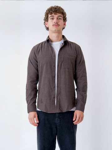 TEESHOPPEN - Camisa ' Flannel ' en marrón: frente