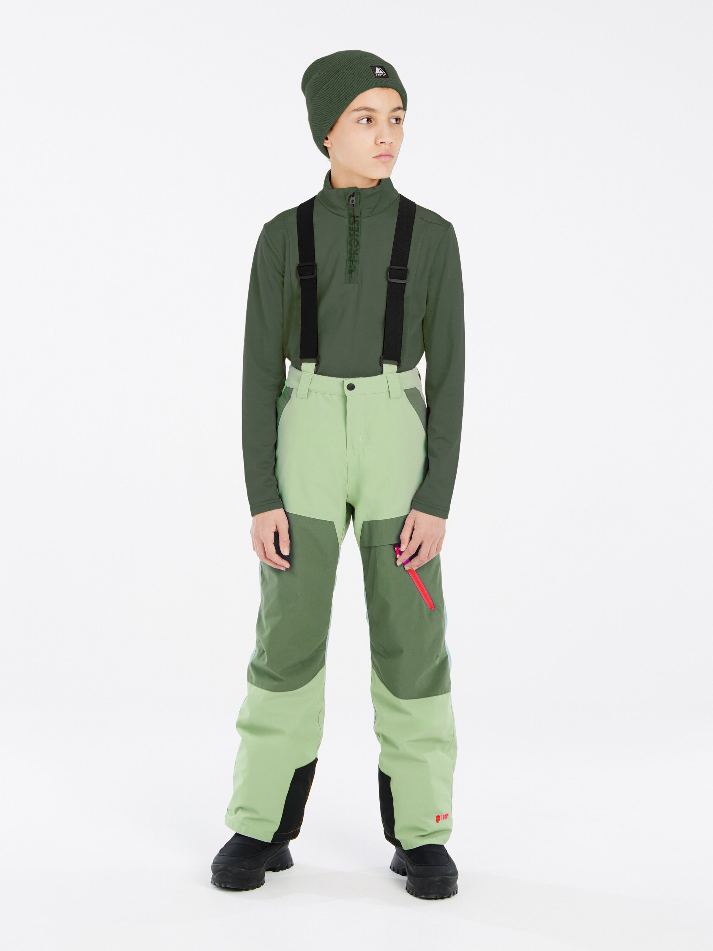Regular Pantalon de sport 'PRTRAIDER JR' PROTEST en vert : devant