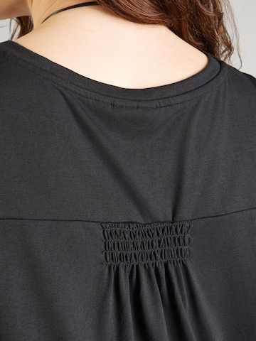 ONLY Carmakoma - Top 'CARCoral' en negro