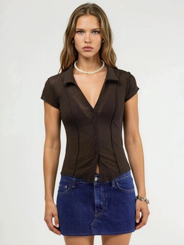 Busem Shirt in Brown