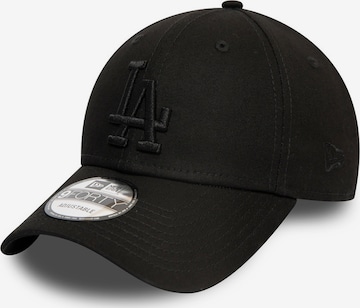 NEW ERA Cap in Black: front