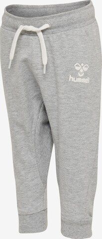 Effilé Pantalon de sport Hummel en gris