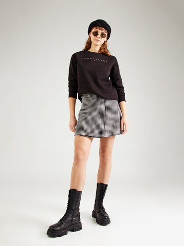 Tommy Jeans Sweatshirt in Schwarz