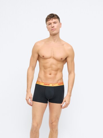 NIKE Underwear Sportunterhose in Schwarz: Vorderseite