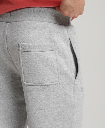 Effilé Pantalon 'Vintage' Superdry en gris