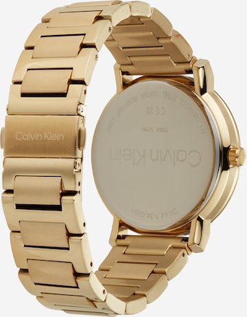 Calvin Klein Аналогов часовник в злато: отпред