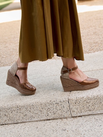 Alhamas Slingpumps 'Alpargata Cuña 10 cm Ante' in Grijs