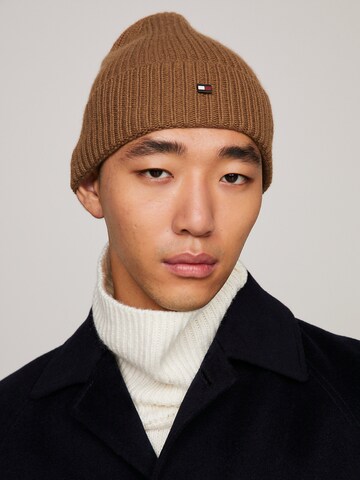 TOMMY HILFIGER Beanie in Brown: front