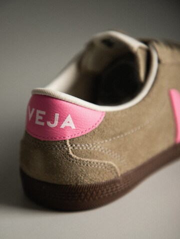 Veja Sneaker 'Volley' in Beige