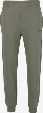 Virtus Tapered Sportbroek 'Hotown' in Groen: voorkant