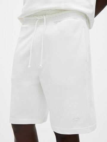 Pull&Bear Loosefit Broek in Wit