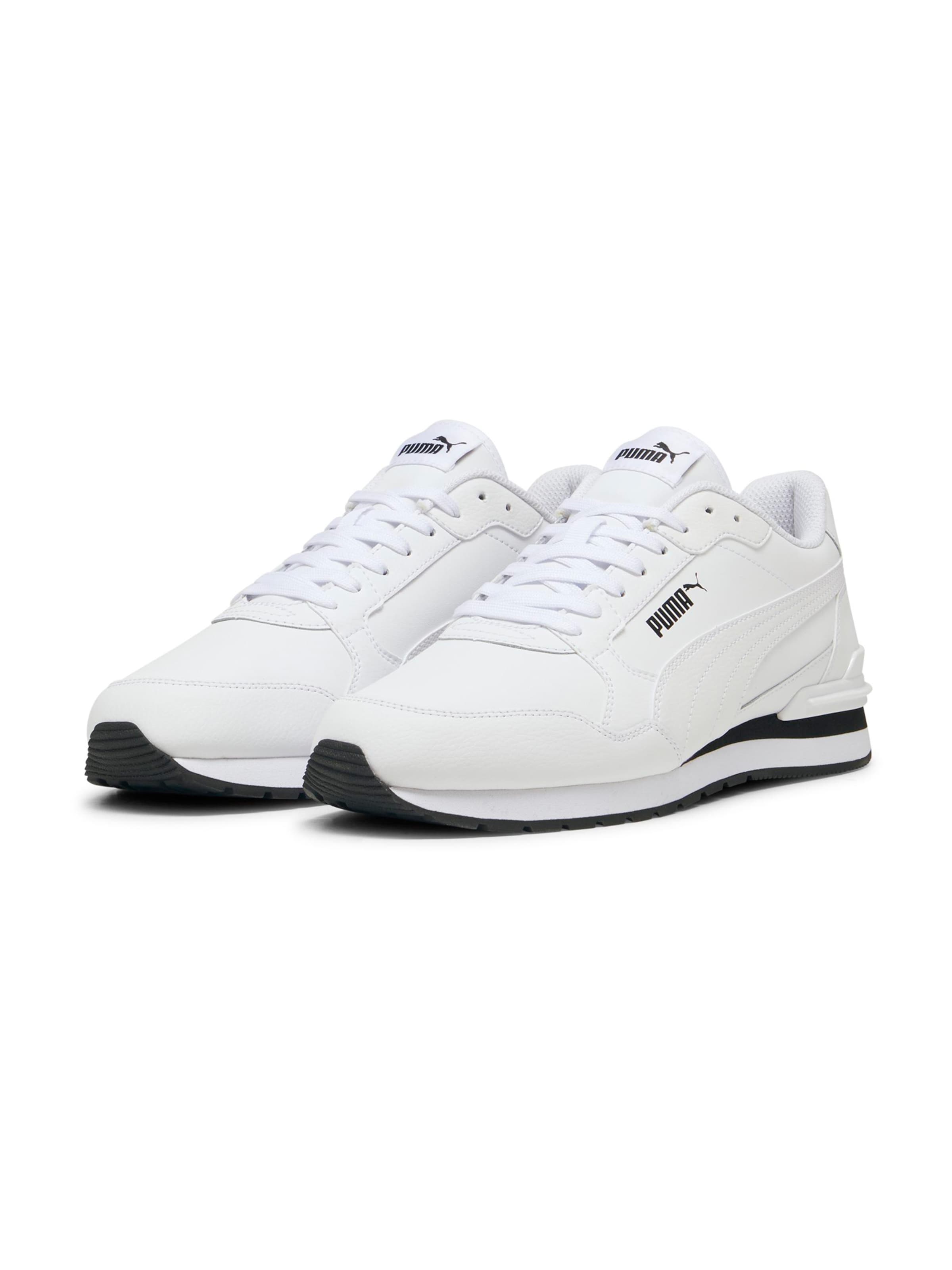 PUMA Platform trainers 'ST Runner v4' in White