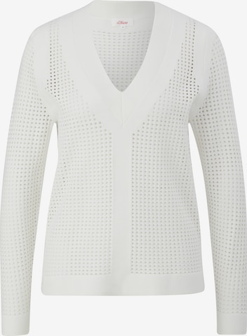 s.Oliver Sweater in White: front