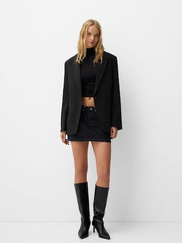 Sacou de la Bershka pe negru