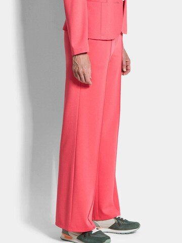 Goldner Loose fit Trousers in Orange