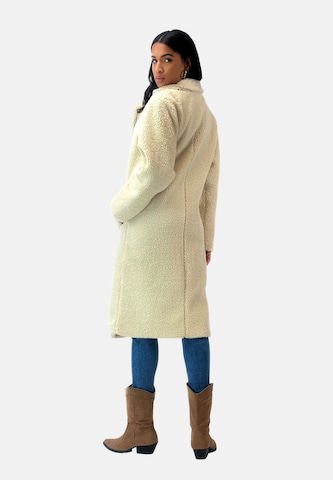 Manteau d’hiver Elara en beige