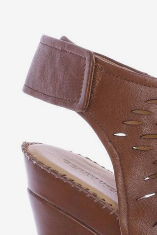 GERRY WEBER Sandals & High-Heeled Sandals in 38 in Brown