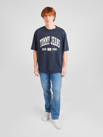 Tommy Jeans T-shirt 'VARSITY' i blå