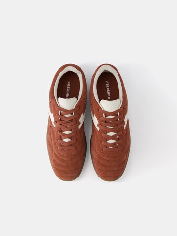 Bershka Sneaker low i brun
