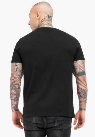 Tapout Póló 'HAMLINES' - fekete