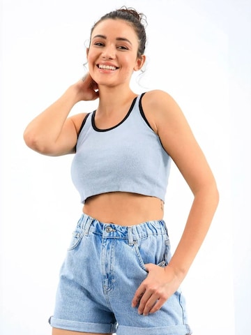 Tommy Life Top 'Crop Top' in Blue: front