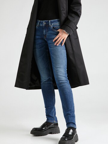 Coupe slim Jean Pepe Jeans en bleu : devant