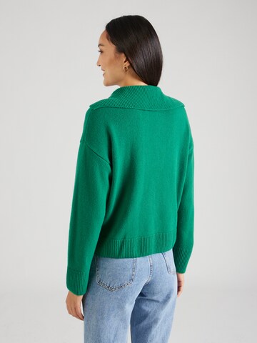 UNITED COLORS OF BENETTON Sweater in Green