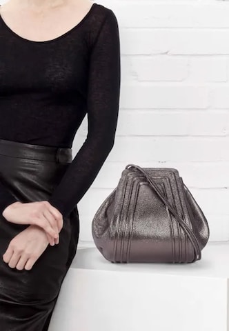 Gretchen Schultertasche in Grau