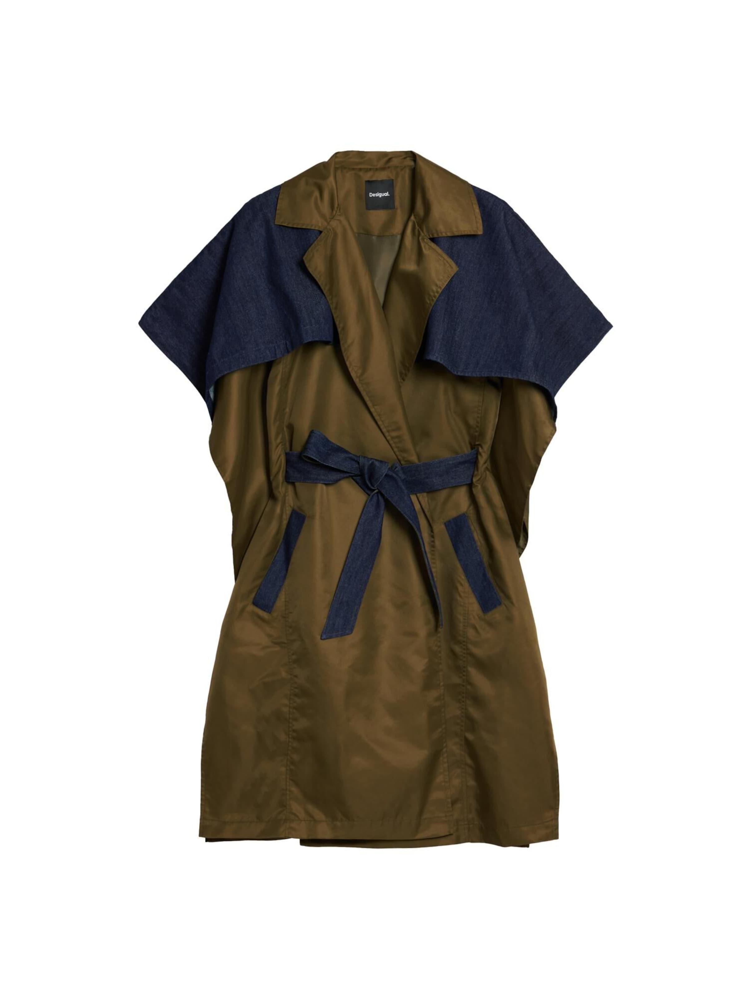 Capă de la Desigual pe verde: față